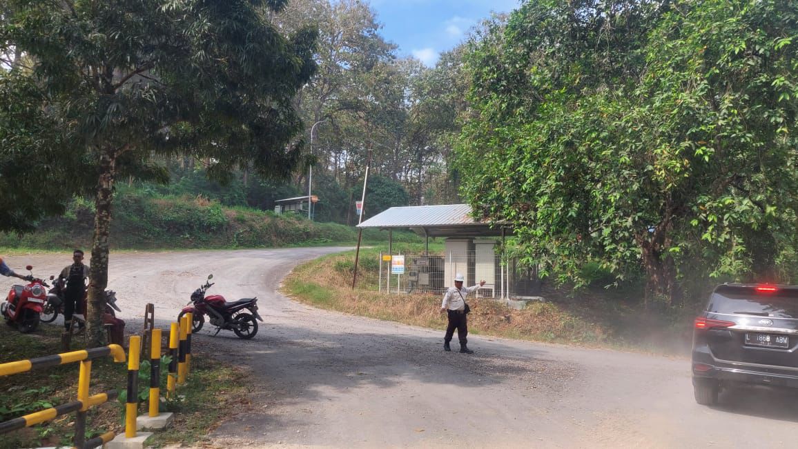 STRATEGIS: Potret akses menuju lokasi sumur minyak Ledok, Kecamatan Sambong. Kabupaten Blora sebenarnya memiliki potensi untuk menggaet investor masuk.
