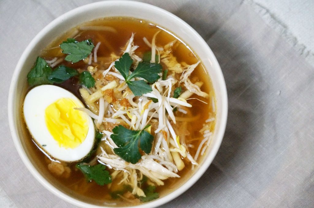 Saoto Soup khas Suriname.