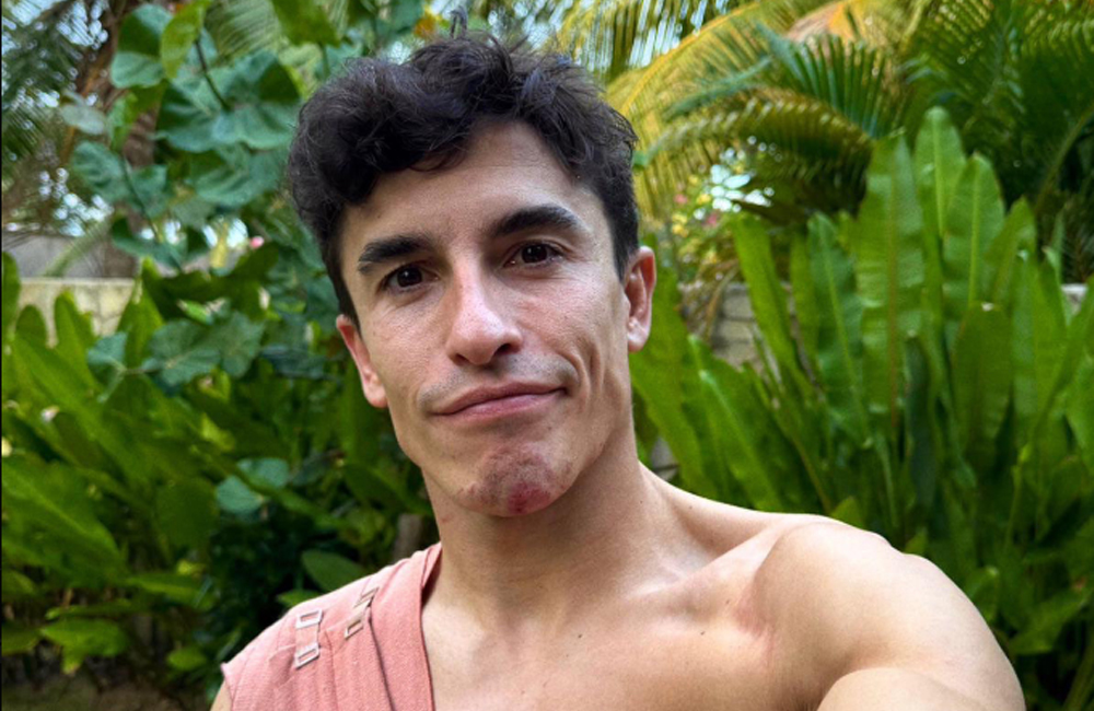 Marc Marquez memosting kata-kata di akun X-nya usai cedera bahu di Sirkuit Mandalika, Minggu (5/10).