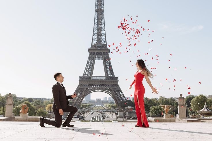 Ilustrasi pertunangan mewah di seberang Menara Eiffel, Paris, Prancis.