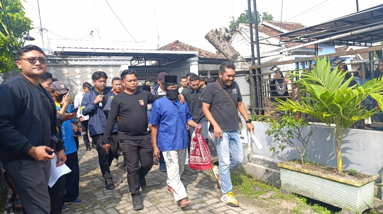 DITUNDA: Sidang tuntutan kasus pembunuhan dengan terdakwa Sujito, 67, di PN ditunda, karena JPU belum tuntas dalam menyusun berkas tuntutan.