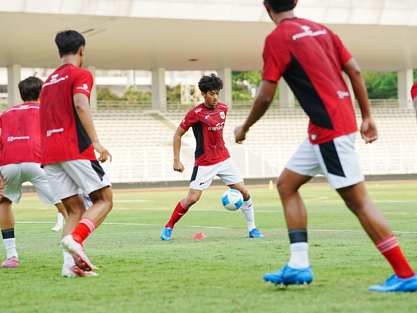 Timnas Indonesia U-17 menjalani latihan terakhir pada Rabu (15/10) sebelum melanjutkan latihan ke Uni Emirat Arab. (Dok. PSSI)
