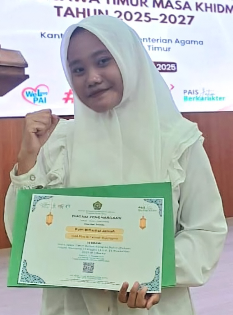 DUTA JATIM:  Putri Miftachul Jannah, duta Rohis Jatim akan berangkat ke kongres nasional di Jakarta November mendatang.