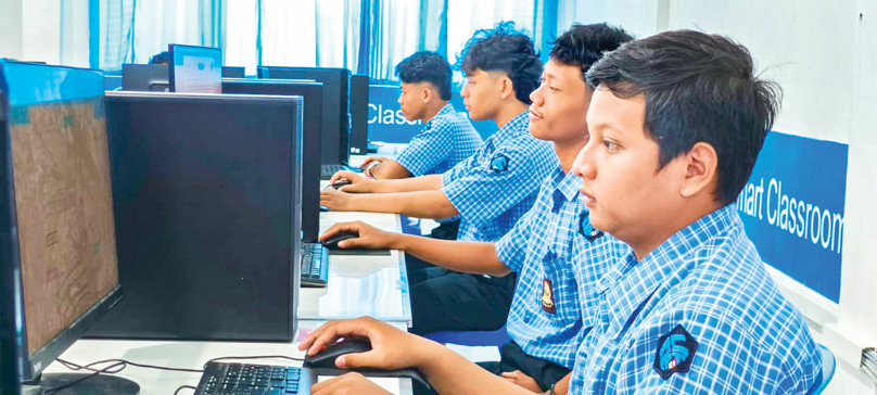 AKADEMIK: Siswa SMKN 3 Bojonegoro menjalani geladi bersih TKA pada minggu lalu. Mulai hari ini (3/11) siswa menghadapi TKA sesungguhnya.
