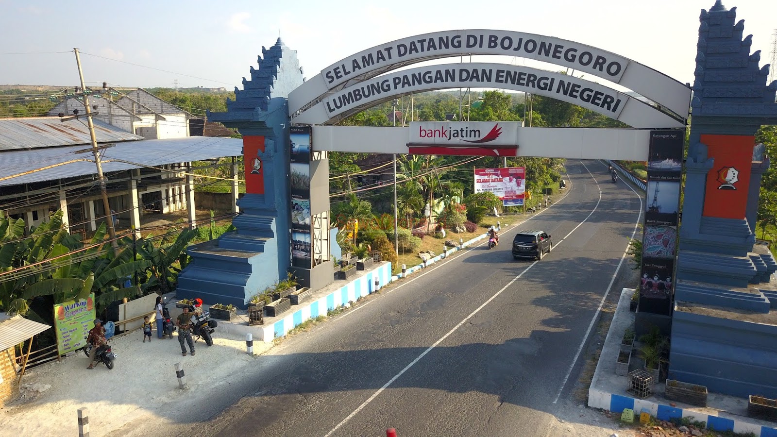 Bojonegoro Lumbung Pangan dan Energi Negeri.