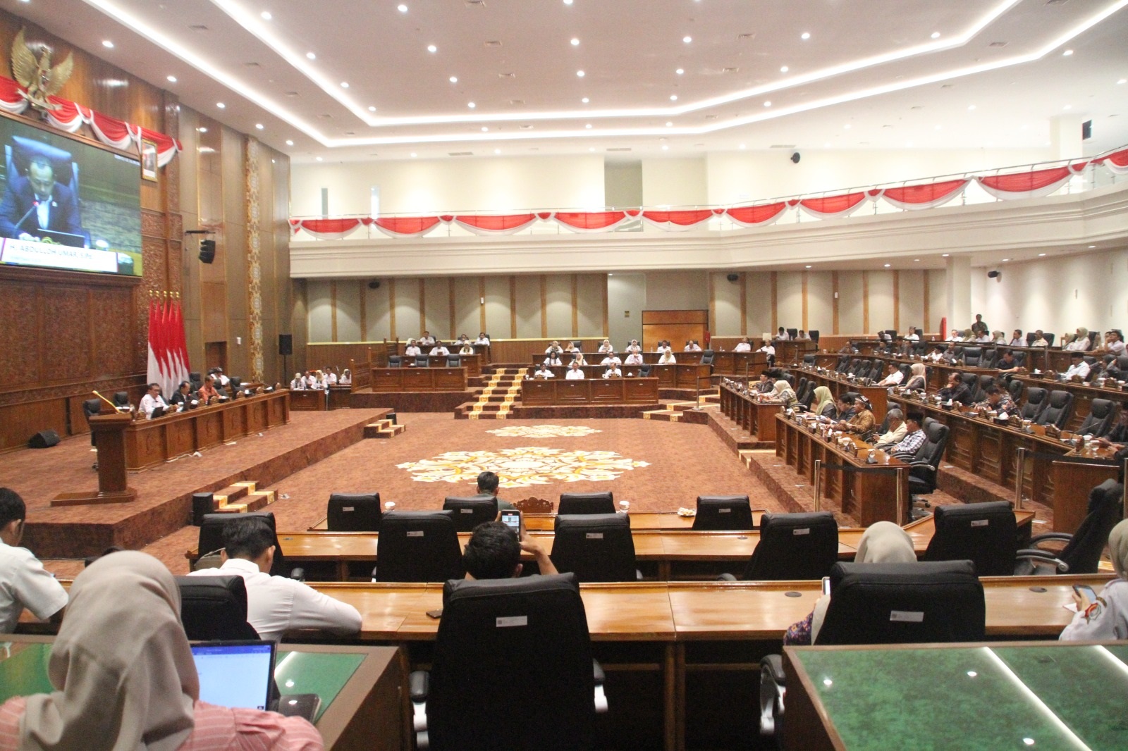 BAHAS APBD 2026: Pembahasan RAPBD 2026 di ruang paripurna DPRD Bojonegoro, gaji dna tunjangan ASN sekitar 47 persen dari pendapatan tahun depan.