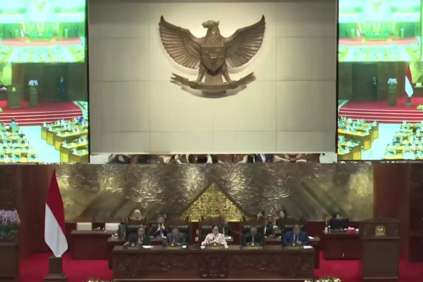 Sidang Paripurna DPR, Selasa (18/11) mengesahkan RUU KUHAP menjadi Undang-Undang. (YouTube DPR RI)