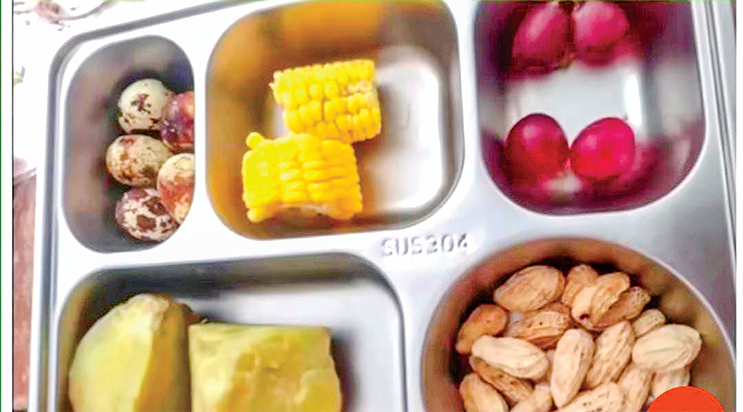 KHAWATIR TERSEDAK: Potret menu MBG berupa ubi rebus yang ditolak oleh wali murid dan siswa SDN 1 Sidomulyo.