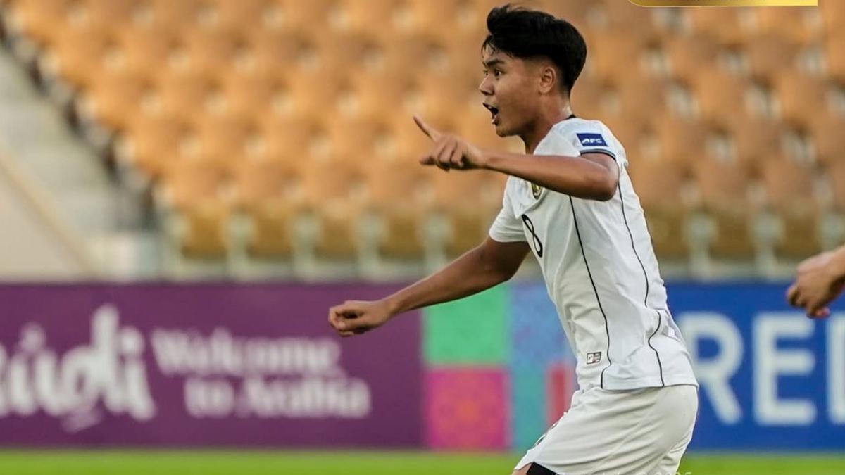 DEBUT: Pemain termuda Persibo yang masuk berusia 17 tahun, Nazriel Alfaro.