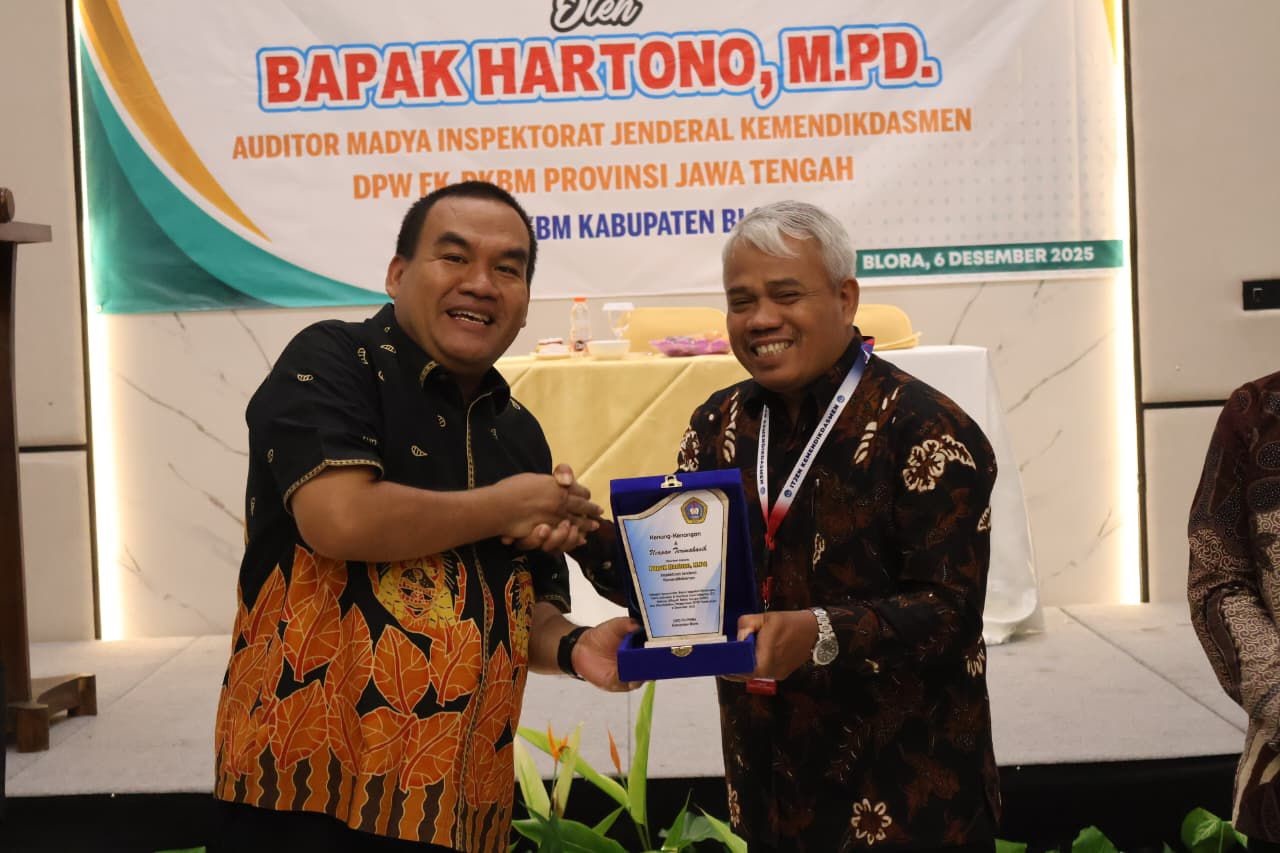 BERKOMITMEN: Bupati Blora, Arief Rohman menekankan pentingnya agar PKBM menyelenggarakan pendidikan kesetaraan yang efektif, transparan, dan sesuai dengan kebutuhan masyarakat.