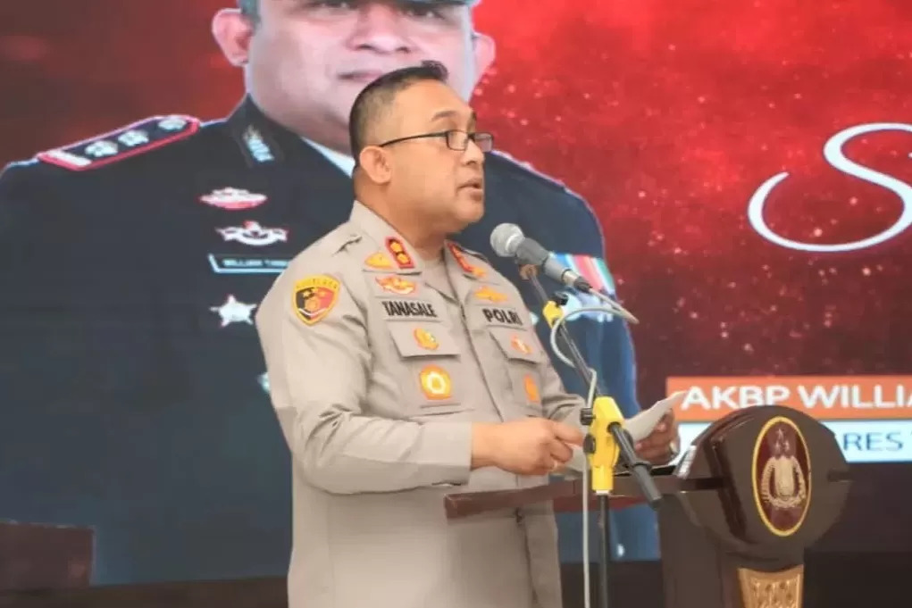 Kapolres Tuban AKBP William Cornelis Tanasale diduga memeras anggotanya sendiri, dan memotong anggaran Polres tanpa alasan jelas. (Dok. Radar Tuban)