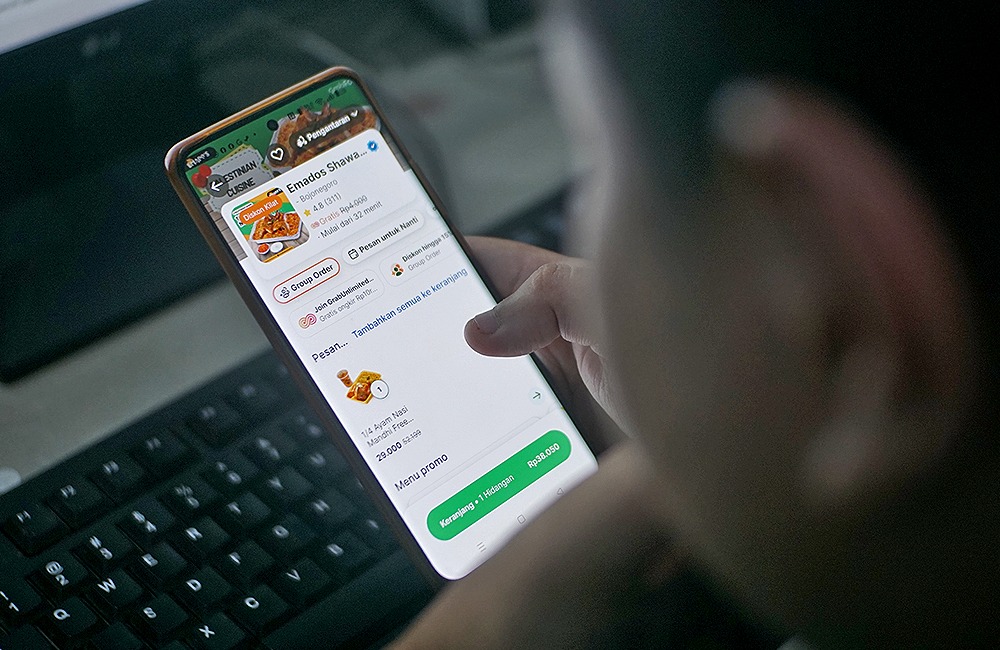 BISNIS KULINER: Pebisnis kuliner di Bojonegoro mengoptimalkan promo via digital.