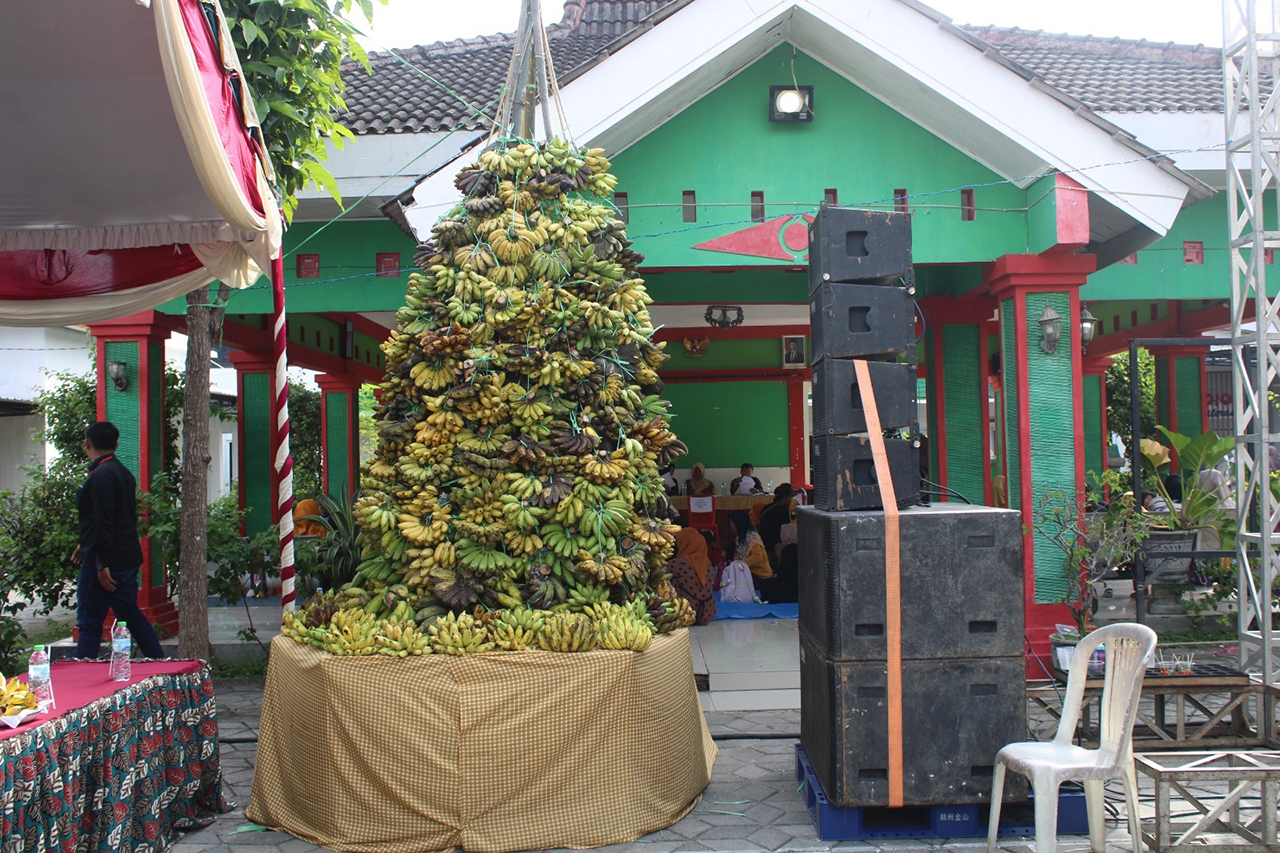 POTENSI LOKAL: Festival pisang di Kecamatan Ngambon untuk melestarikan buah lokal.