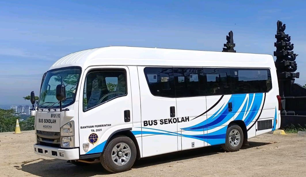 MENUNJANG PENDIDIKAN: Bus sekolah dari pusat yang akan dioperasikan oleh Pemkab Blora.