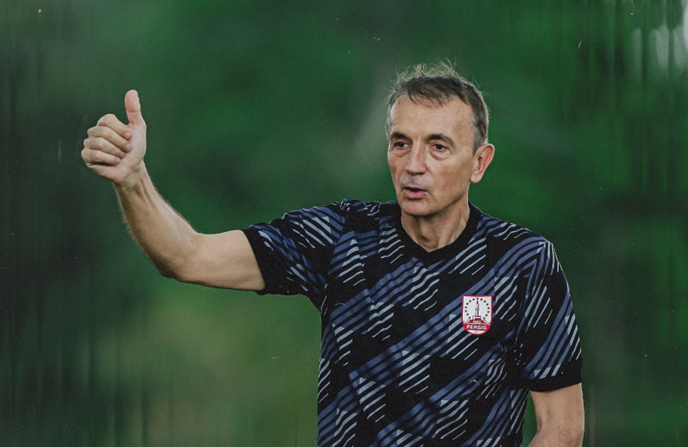 Milomir Seslija resmi dipilih Persis Solo untuk mengisi kursi pelatih baru.