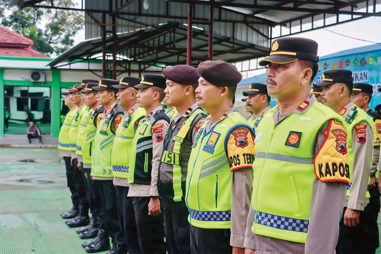 SIAGA : Jajaran Satlantas Polres Blora siap melakukan apel siaga jelang Operasi Lilin Candi 2025