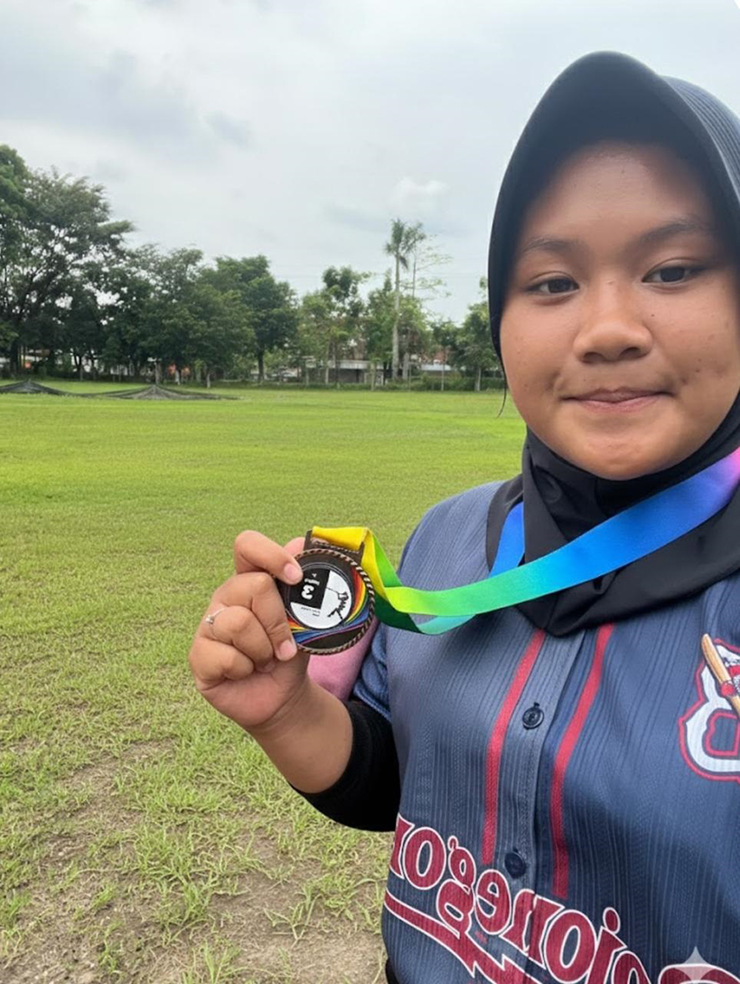 JUARA: Syifa Lady Ananda, peraih medali perunggu liga pelajar di Malang