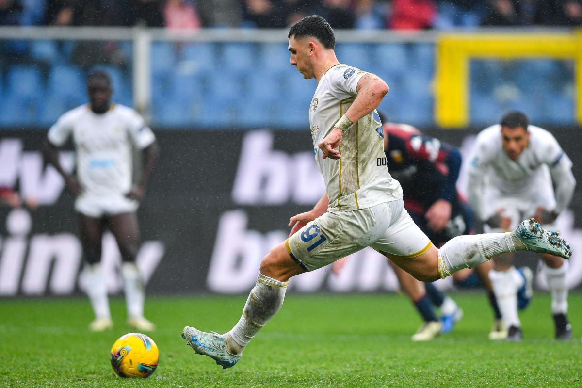 SERIE A ITALIA: Genoa vs Cagliari.