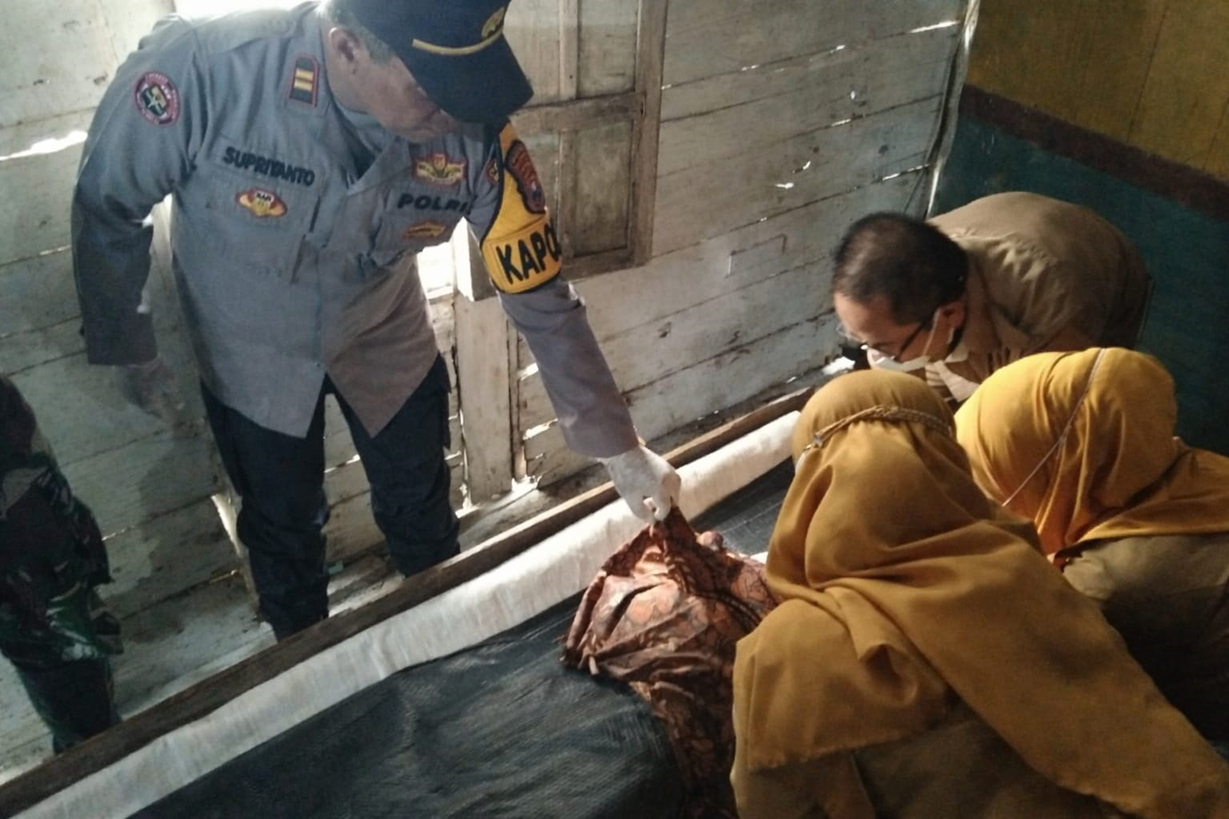 Istri Meninggal Usai Mengirim Sarapan Suami di Sawah di Kepohbaru