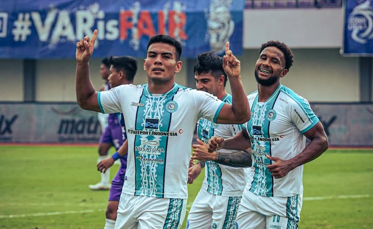BRI SUPER LEAGUE: Persita vs PSBS Biak.