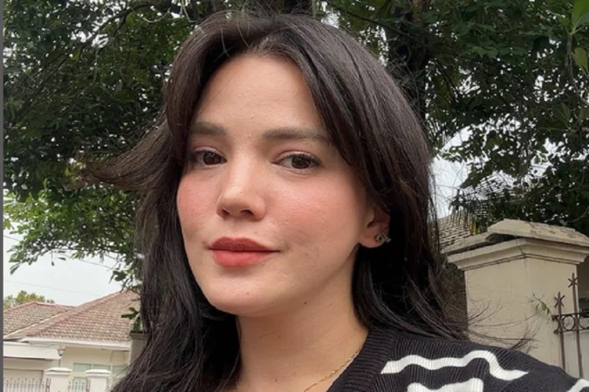 BLASTERAN: Alice Norin merupakan perempuan blasteran Norwegia-Manado-Sunda.