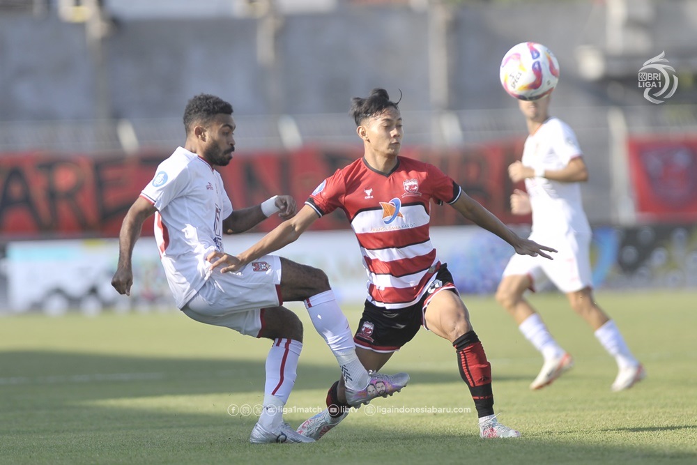 BRI SUPER LEAGUE: Madura United FC vs Malut United FC.