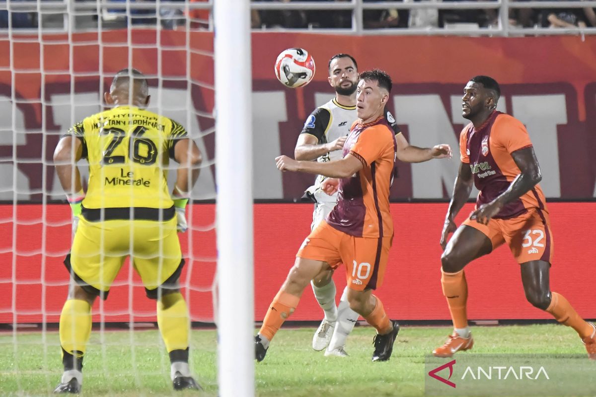 BRI SUPER LEAGUE: Persija Jakarta vs Borneo FC Samarinda.