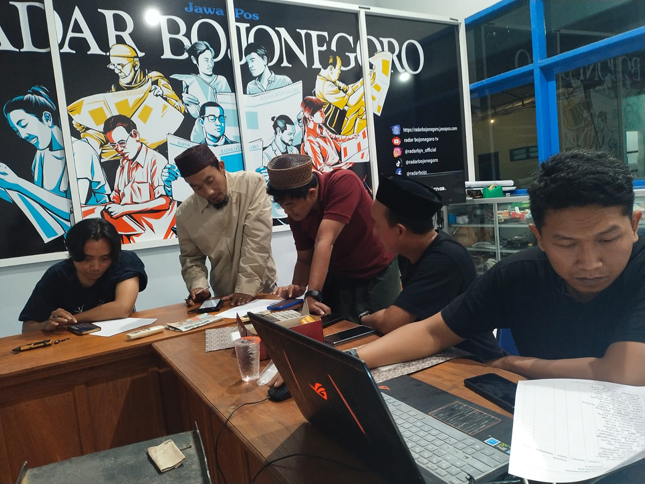 PENJURIAN: Dewan juri dan panitia Festival Tahfidz Quran Radar Bojonegoro 2026 telah mengumumkan 10 besar terbaik.