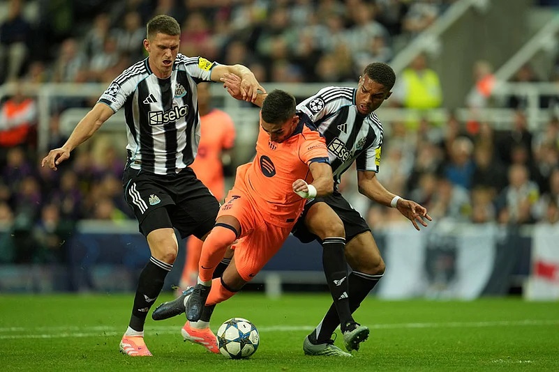 LAGA UCL: Newcastle United vs Barcelona.