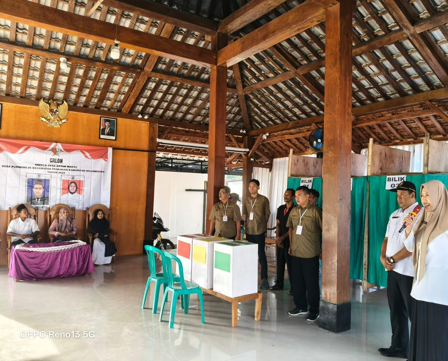 DUA CALON: Pilkades PAW Purworejo, Kecamatan Padangan diikuti dua calon, berdasarkan rekapitulasi suara dimenangkan Sumi, calon nomor urut 2.
