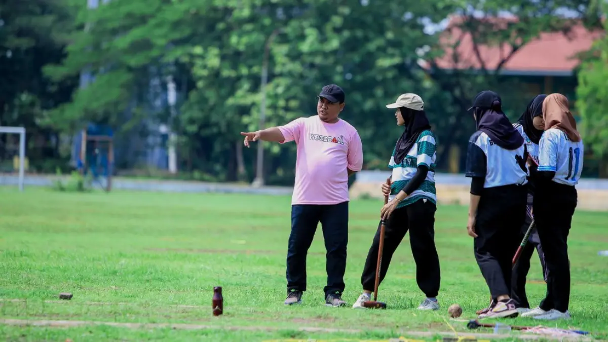 LATIHAN: Cabor woodball persiapkan 15 atletnya untuk mengikuti kejurprov di Tulungagung pada 3-5 April mendatang. (ISTIMEWA/RADAR BOJONEGORO)