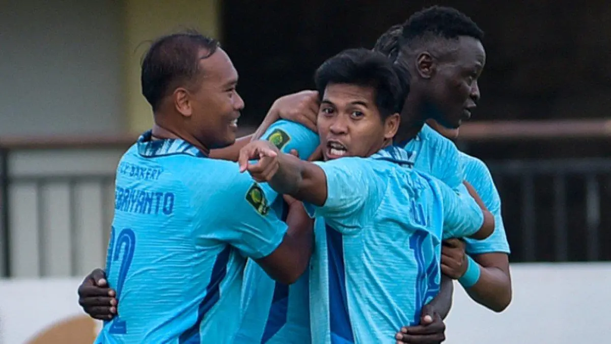 PEGADAIAN CHAMPIONSHIP: Persela Lamongan vs Persiba Balikpapan.