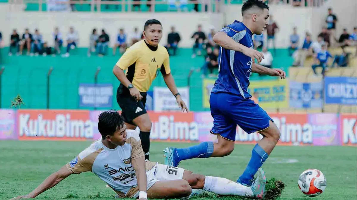 BRI SUPER LEAGUE: Dewa United vs PSIM Jogja.
