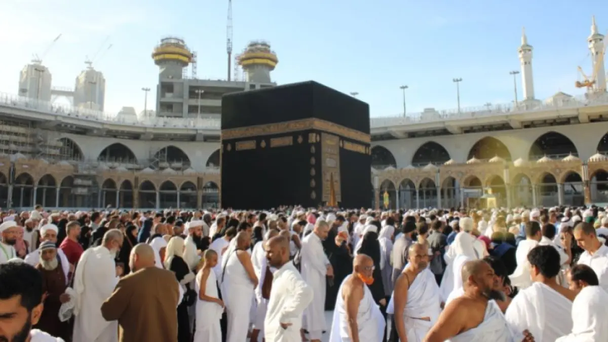 BARANG BAWAAN HAJI: Daftar barang bawaan jemaah haji yang wajib dibawa dan dilarang.