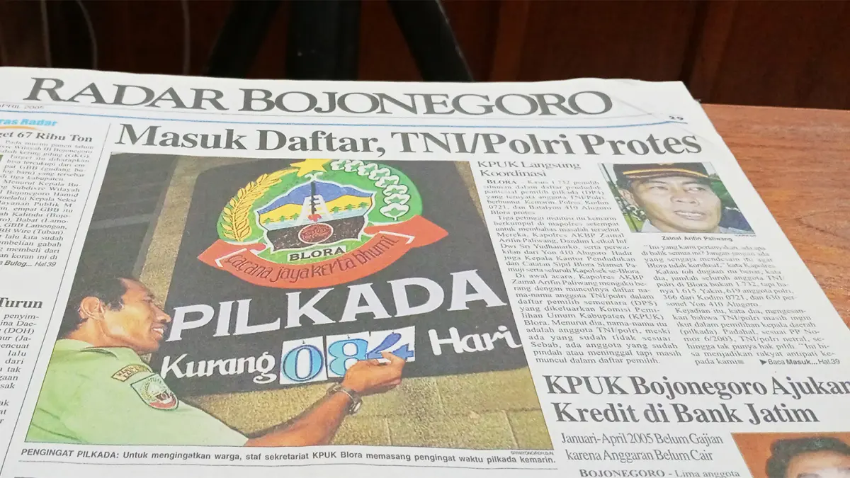 ARSIP: Dalam arsip koran Jawa Pos Radar Bojonegoro April 2005 disebutkan anggota TNI/Polri masuk daftar pemilih dalam Pilkada. (DOKUMENTASI RADAR BOJONEGORO)