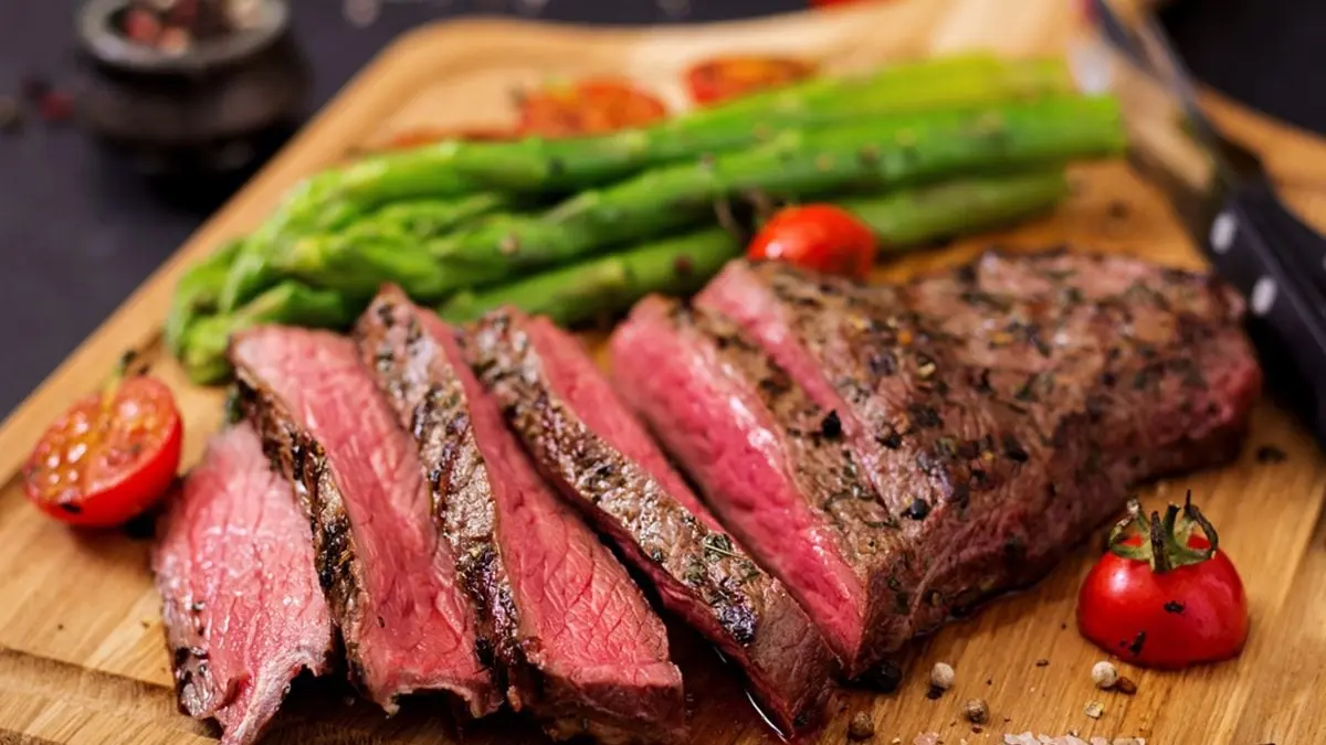 RESTO STEAK: Rekomendasi resto steak premium di Surabaya.