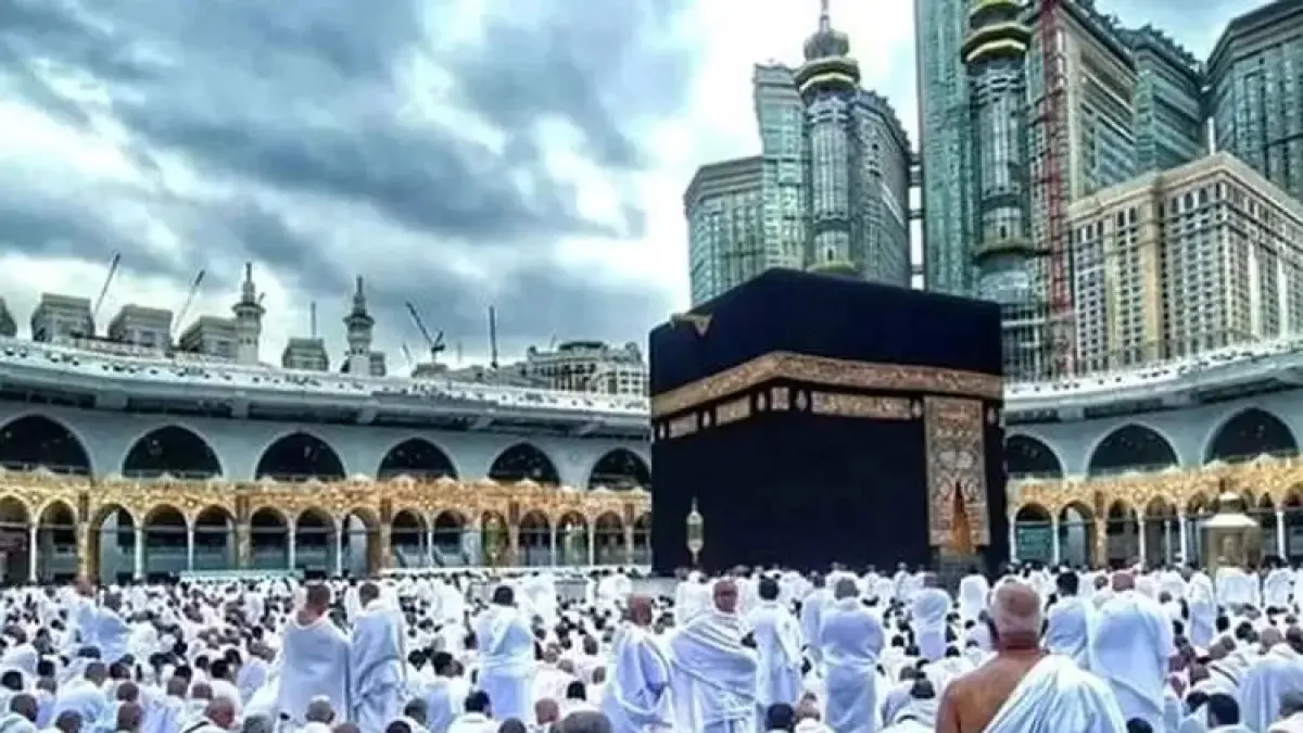 MENABUNG: Lakukan tips menabung agar bisa daftar naik haji.