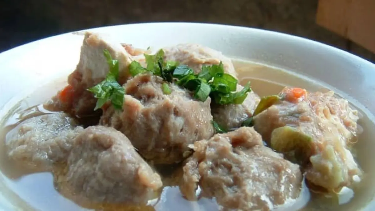 BAKSO DI BANDUNG: Daftar bakso-bakso unik di Bandung.
