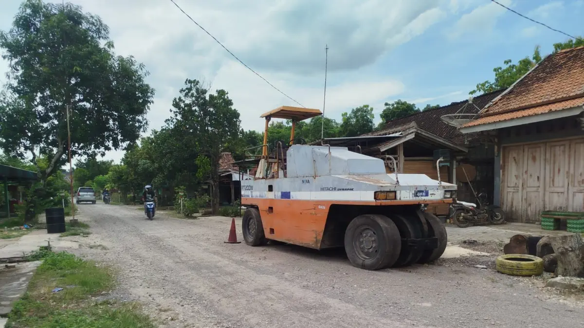 TERIMBAS: DPRD Blora khawatir sektor proyek kontruksi terpengaruh kenaikan harga aspal dan BBM nonsubsidi. (ISTIMEWA/RADAR BOJONEGORO)