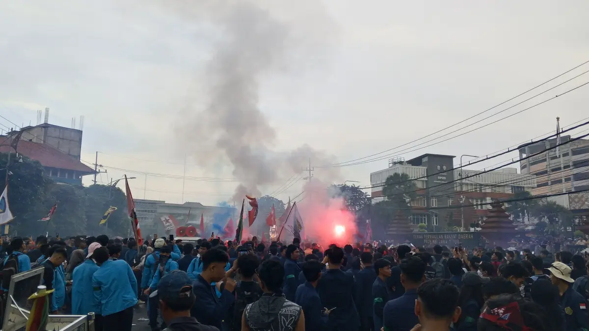 MAY DAY: Aksi May Day 2026 di Surabaya dari kalangan buruh dan mahasiswa.
