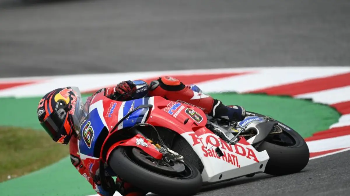 Stefan Bradl merupakan salah satu tester yang rajin mengisi jatah Wildcard MotoGP sepeninggal karir aktifnya. (Dok. Honda Racing Corporation)