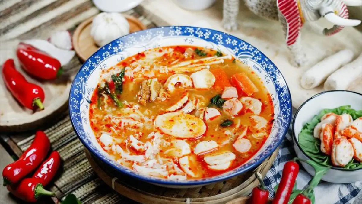 KULINER: Daftar rekomendasi seblak di Surabaya.