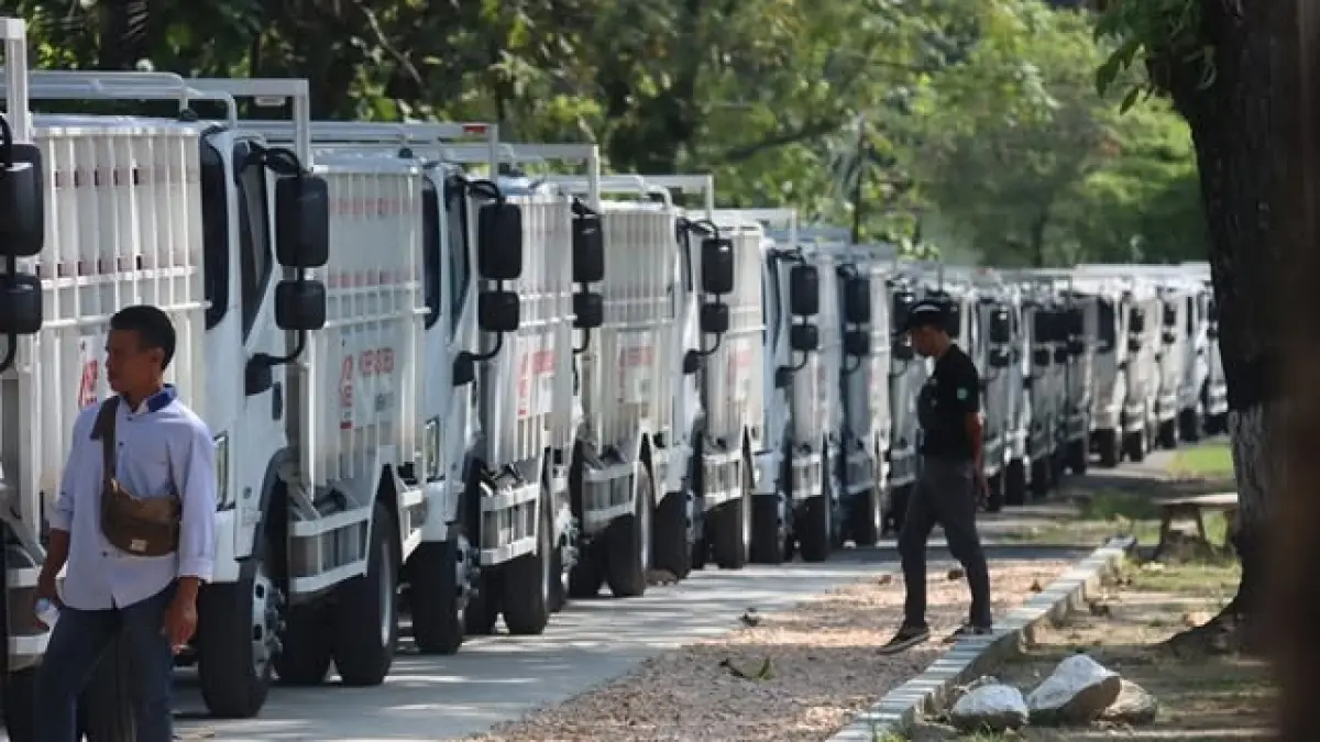 BANTUAN PUSAT: Sebanyak 55 truk operasional KDKMP mulai didistribusikan.&nbsp;(IST./RDR.BJN)
