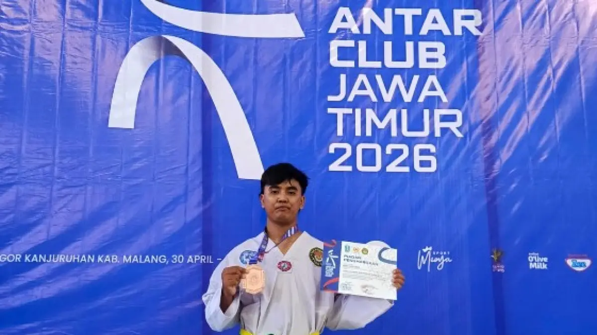 Bima Saputra meraih prestasi pada kejuaraan taekwondo 2026 tingkat Provinsi Jawa Timur. Mahasiswa Unugiri itu meraih Juara 3. (UNUGIRI FOR RADAR BOJONEGORO)