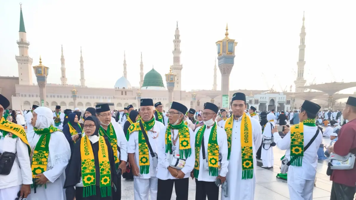 JAGA KESEHATAN: CJH diminta jaga kesehatan menjelang puncak ibadah haji, karena cuaca melebihi 40 derajat celsius. (ISTIMEWA/RADAR BOJONEGORO)