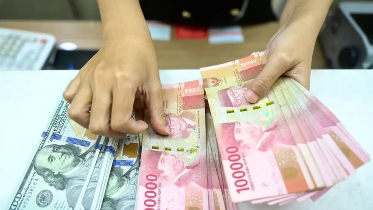 RUPIAH MELEMAH: Nilai tukar Rupiah terhadap Dolar AS terus melemah.