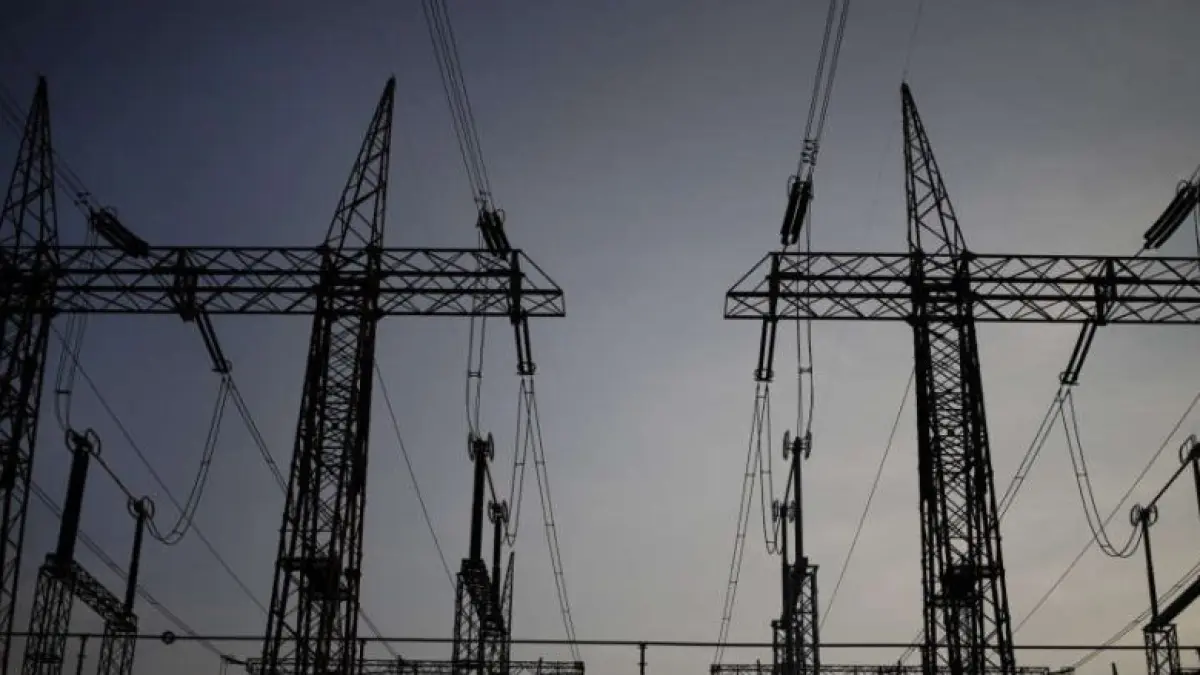BLACKOUT: Ketahui 7 penyebab utama listrik padam (blackout).