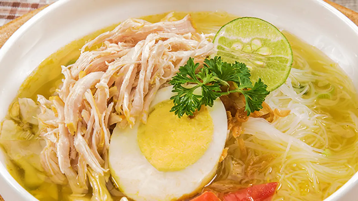 KULINER: Rekomendasi soto ayam di Surabaya.