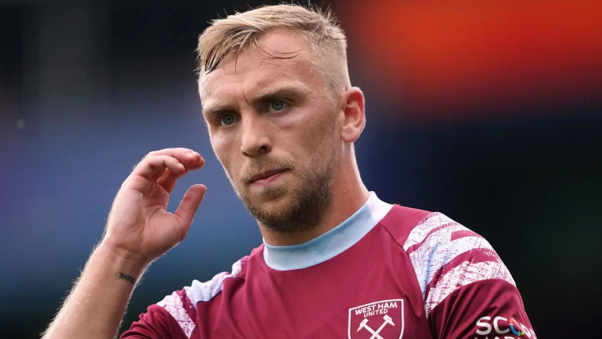 WEST HAM: Kapten West Ham United Jarrod Bowen menyatakan tetap setia bersama tim yang degradasi.