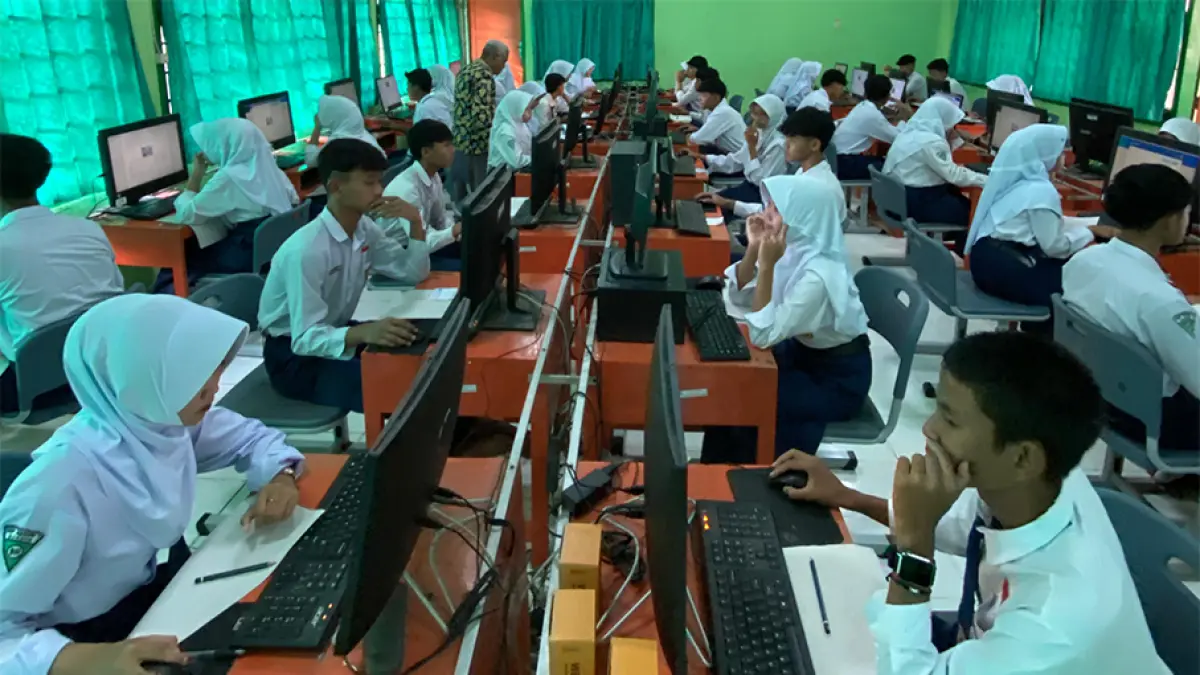 MUNDUR: Pengumuman hasil TKA jenjang SMP/MTs dan SD/MI mundur dua hari. (M. IRVAN RAMADHON/RADAR BOJONEGORO)